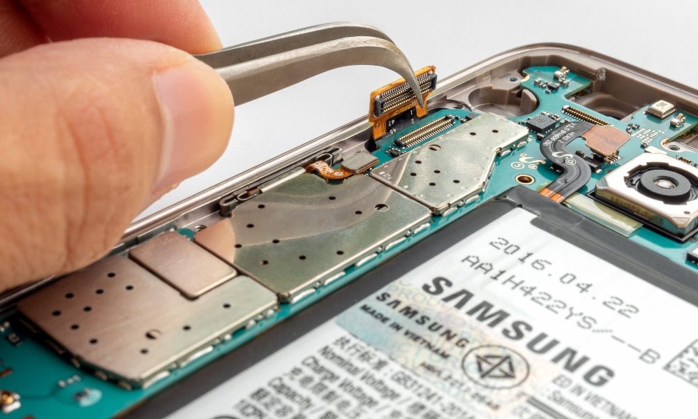 Цены на мобильную DRAM на мировом рынке могут вырасти почти на 100%